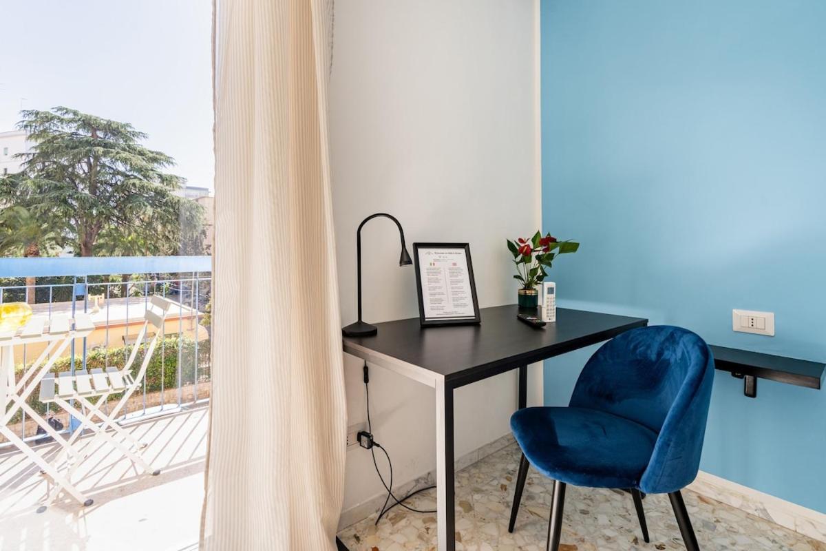 Miki'S Home - Central Rooms Bari Esterno foto